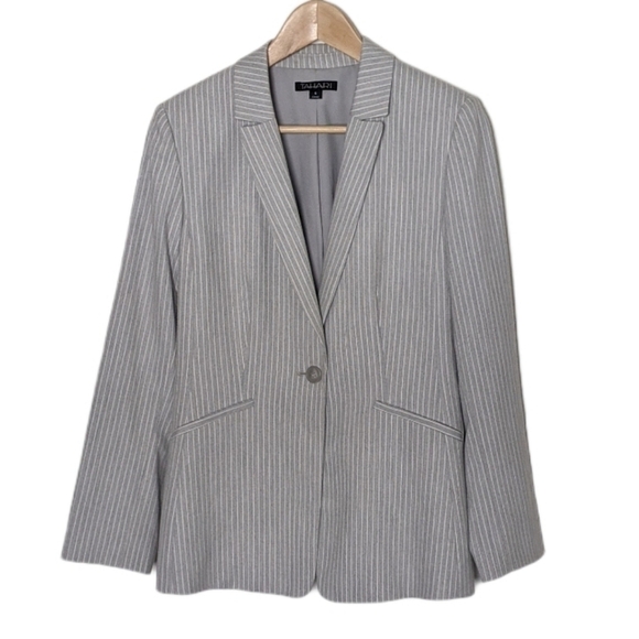 Tahari Pinstripe Blazer Light Grey White 6 Tailored Lined Business Jacket Career - Picture 1 of 7